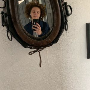 Meet your Posher, Devan